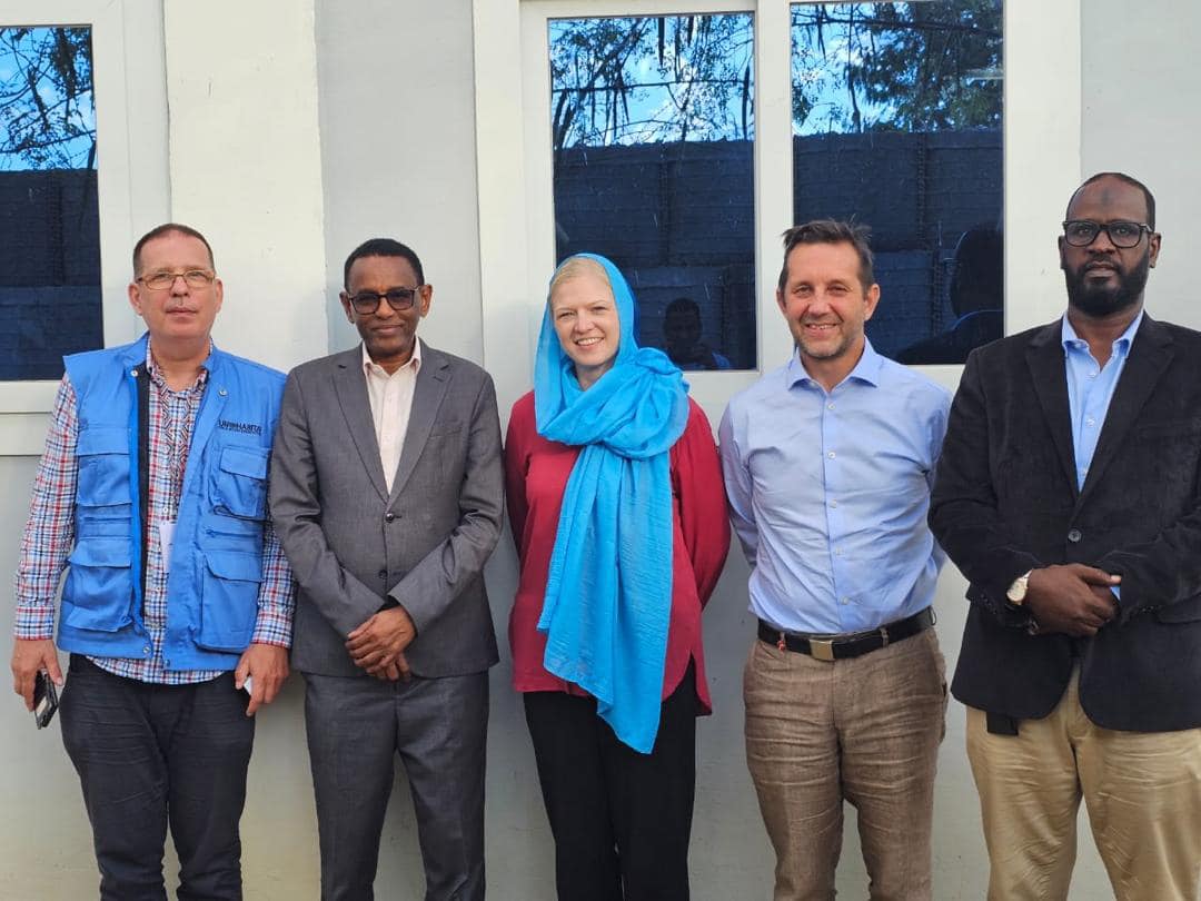 Wasiirka Deegaanka iyo Isbedelka Cimilada DKG Mudane Dini